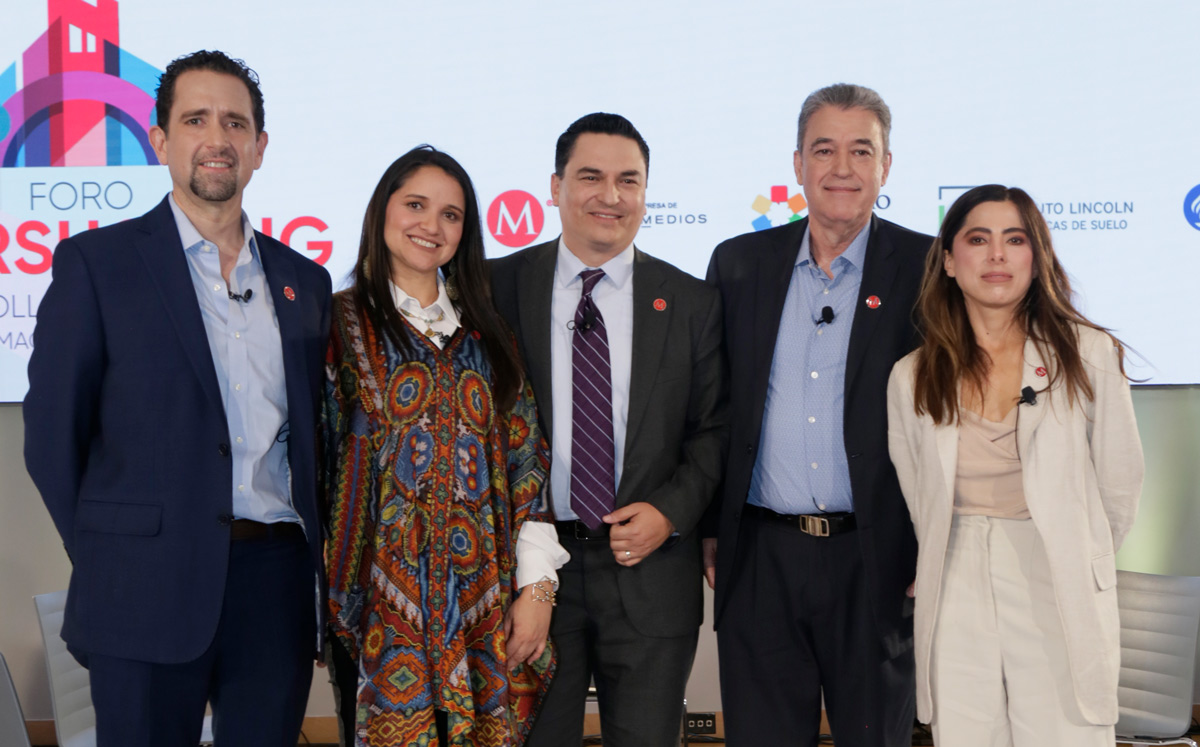 Onésimo Flores, Angélica Vesga, Josué Becerra, Hernán Manuel Villarreal y Ana Paula Montes / Foto: Omar Valdez