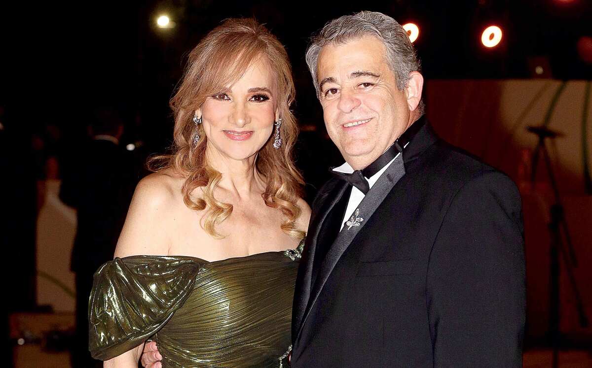 Papás de la novia. Graciela de Mascareñas y Miguel Mascareñas