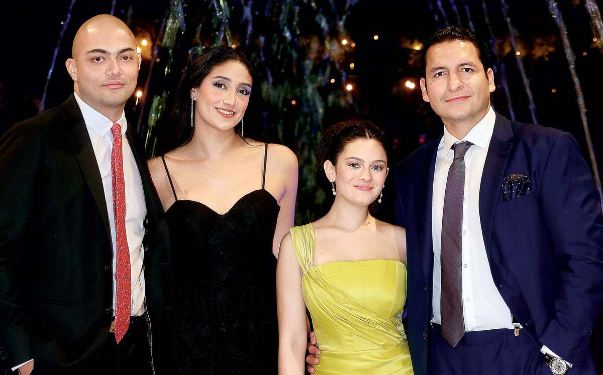 Sebastián Escobar, Ivanna González, Sofía Sotelo y Jorge Vallarta