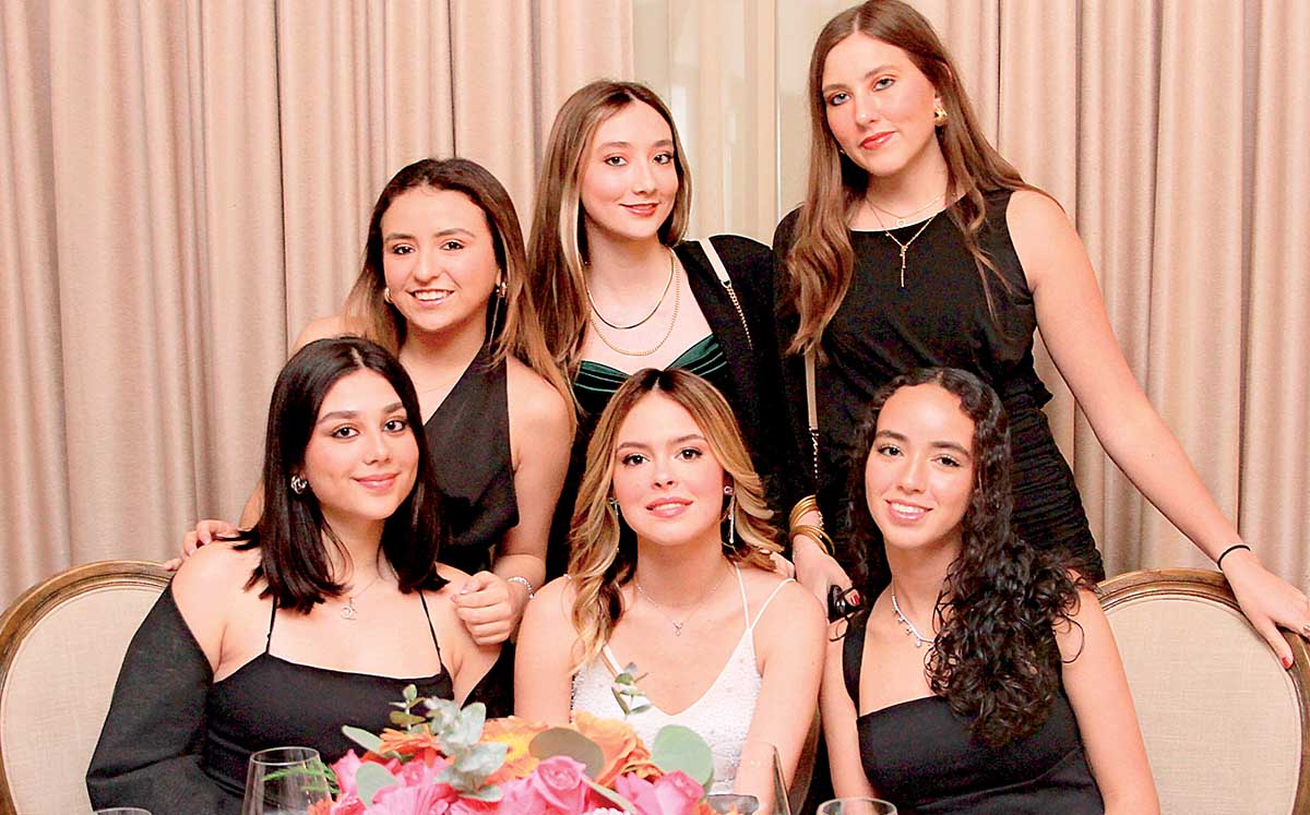ANDREA JOSÉ GARCÍA, LORETA CONTRERAS, ANDREA GUTIÉRREZ, FRIDA FAYAD Y NATALIA MARABOTO estuvieron junto a Miranda González en su despedida