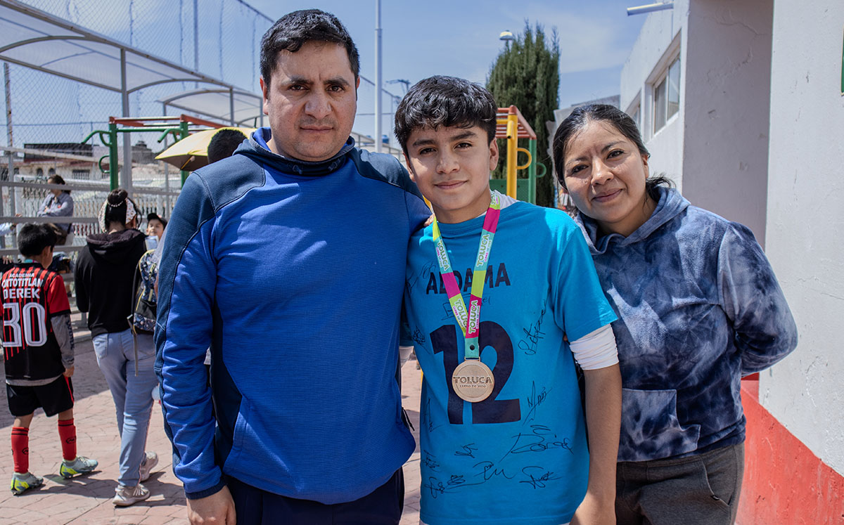 César Aldama, Santiago Aldama y Guadalupe González