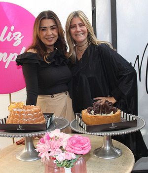 01 Karla Arroyo y Lety Sahagún