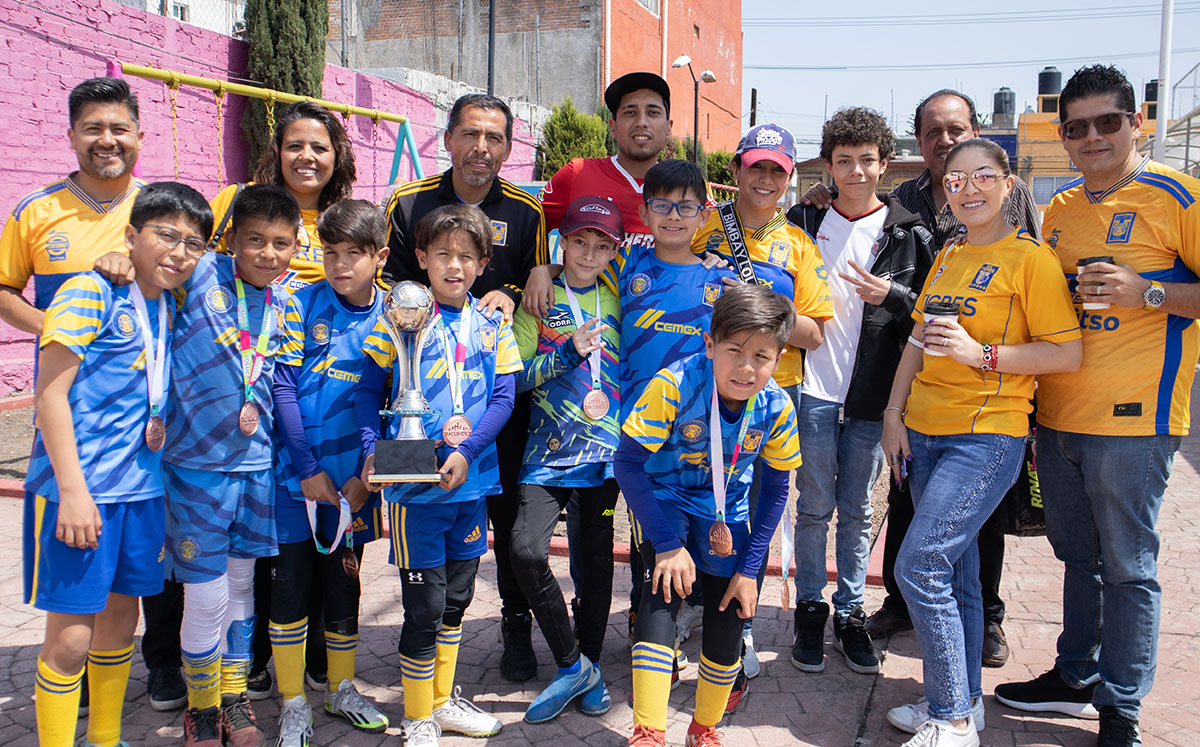 Tigres de San Jerónimo (Tercer lugar)
