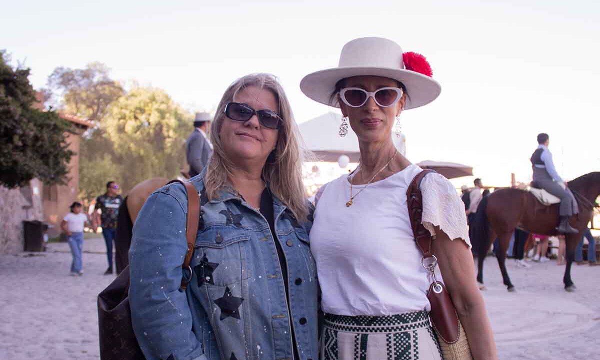 Liz Fuentes y Carmen Álvarez