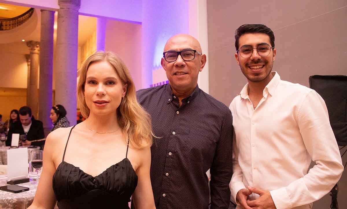 Jenni Ahsten, Ricardo Castro y Roberto Yáñez