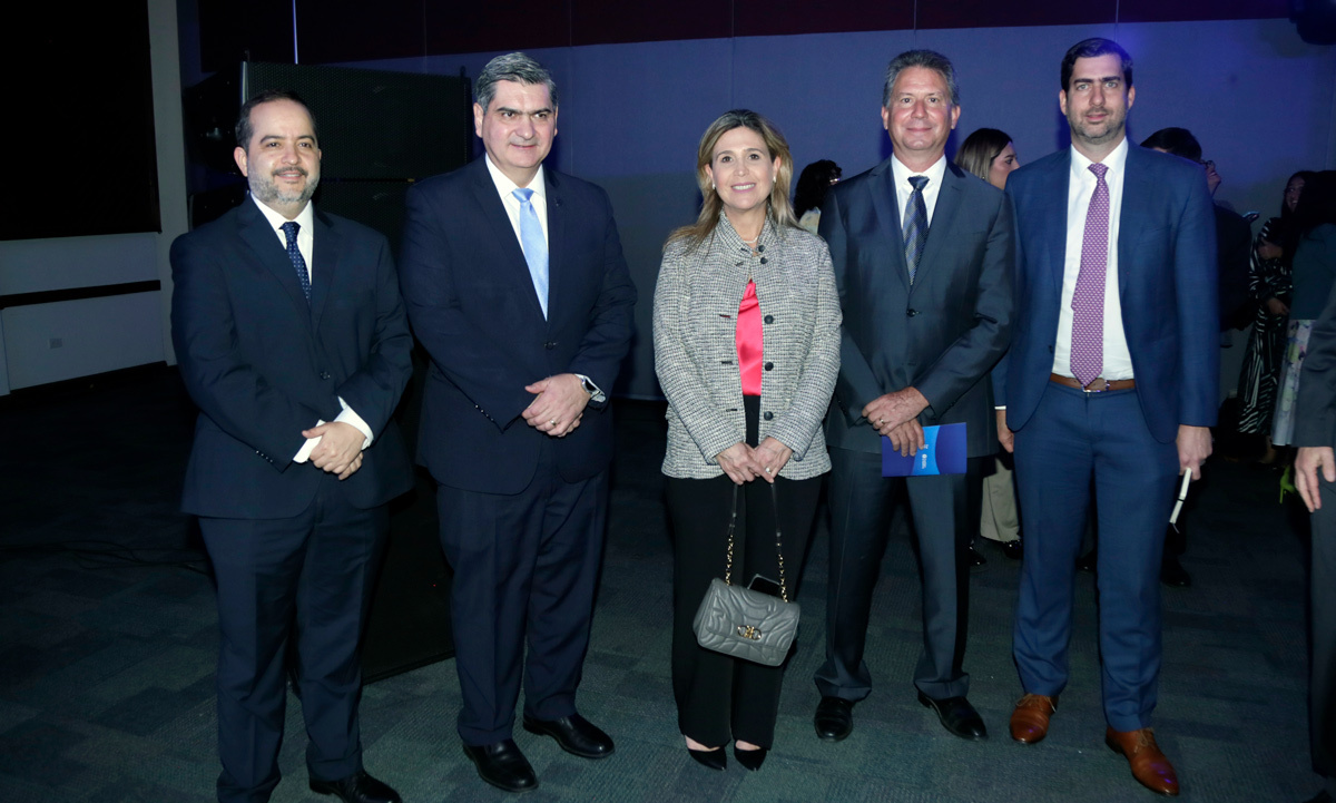 Alejandro Cuare, Cristina Garza, Humberto Garza y Juan Pablo Murra / Foto: Omar Valdez