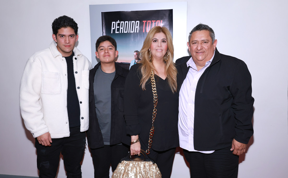 Bernardo, Bruno, Yadira y Flippy