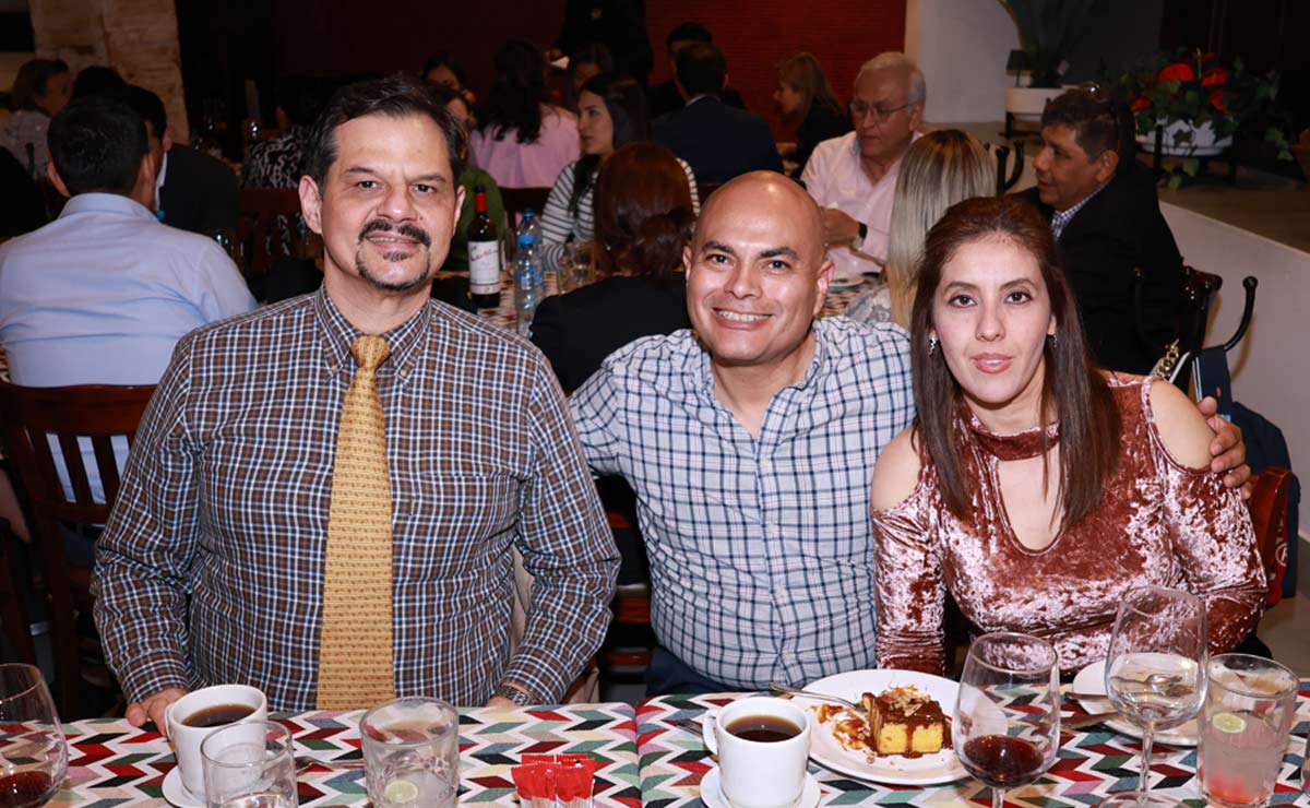 Eduardo, Carlos y Lizzy
