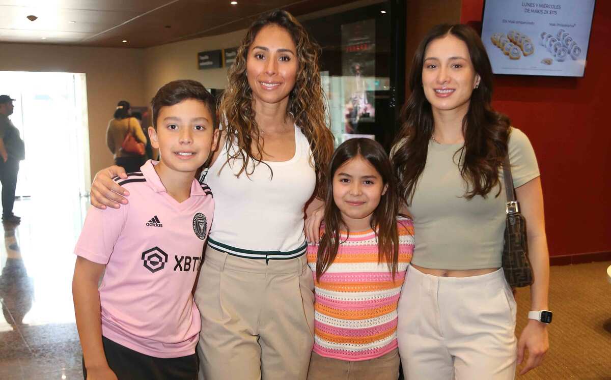 José Antonio Zaragoza, Yunuen Rodríguez, Constanza Zagaroza y  Alejandra de la Garza