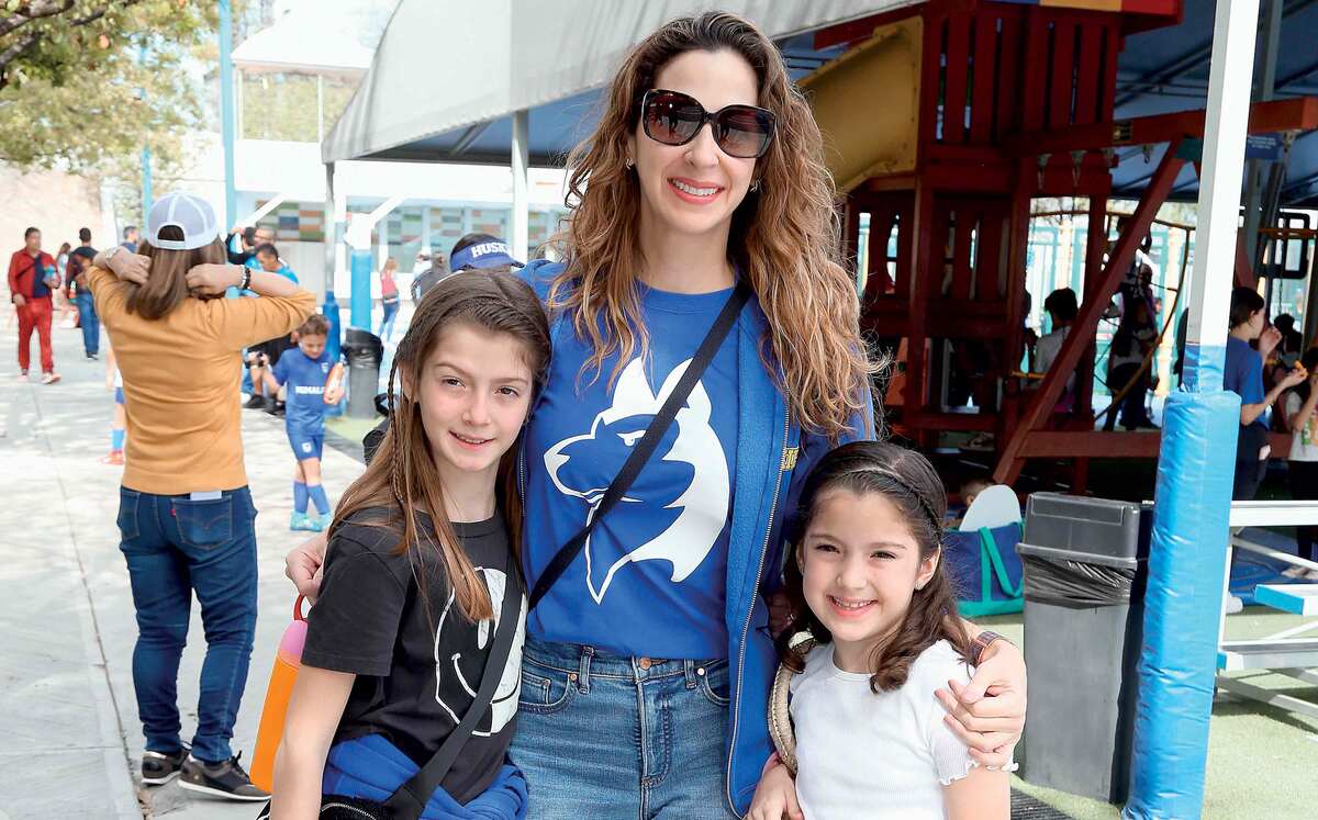 Mariana Belden, Sylvia González de Belden y Vivi Belden
