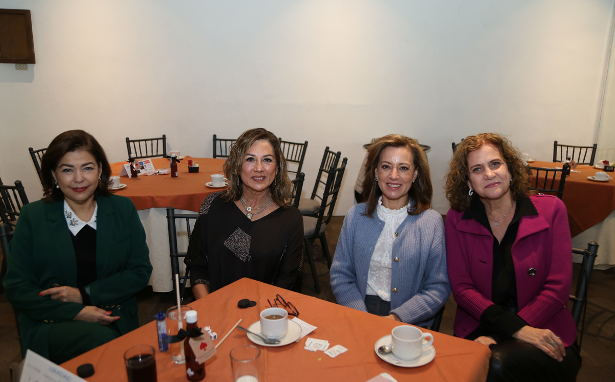 Nora Gaona, Selina Menchaca, Sylvia Reyes y Gabriela Villanueva / Foto: Roberto Alvarado