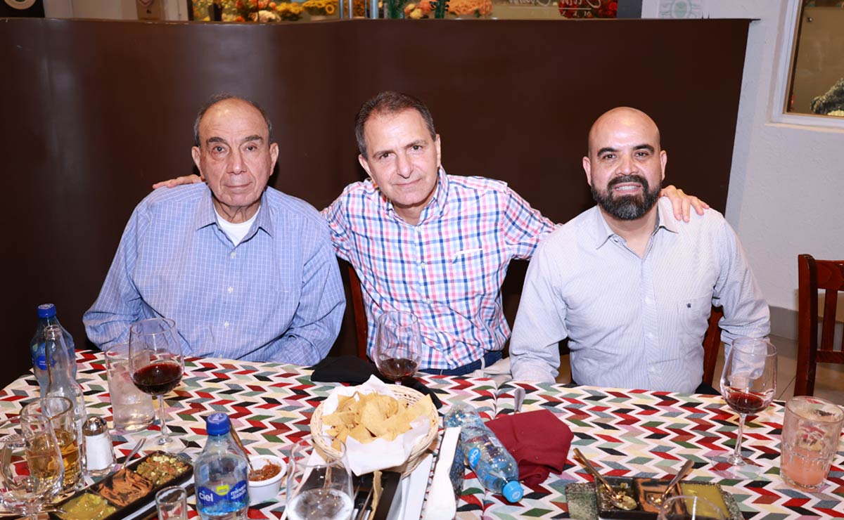 Roberto, Carlos y Raymundo