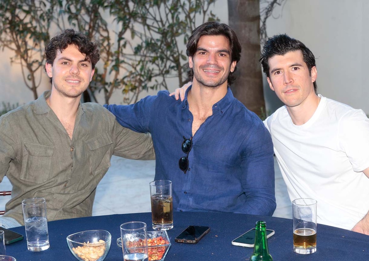 Rogelio Menéndez, Rodolfo Treviño y Toño Simón