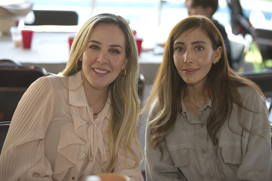 Alma Gámez y Daniela Barba