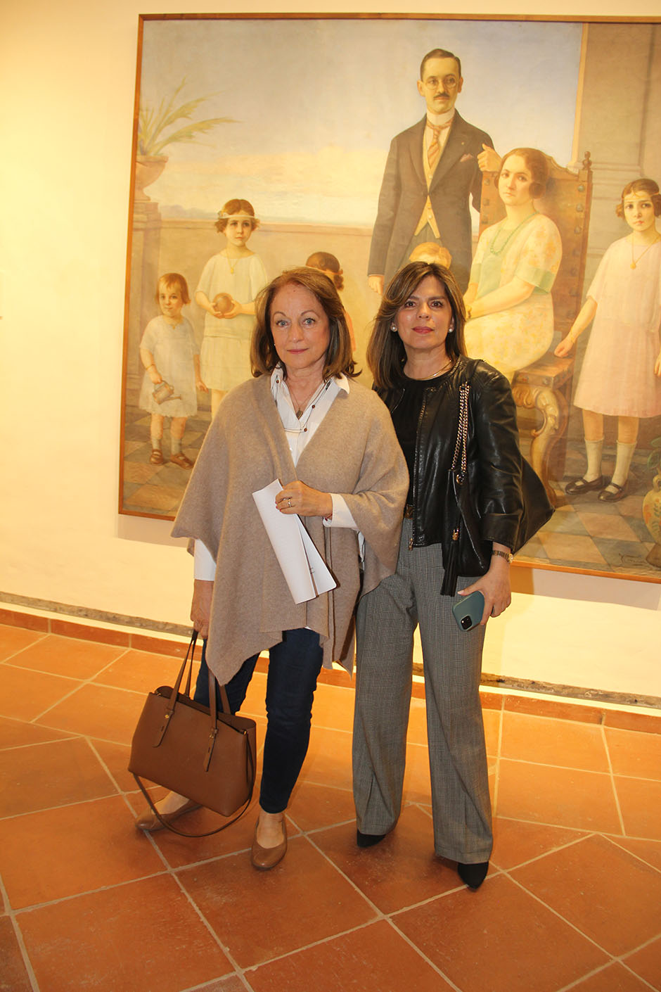 01 Isabel Sepúlveda de Barrera y Catalina Olea