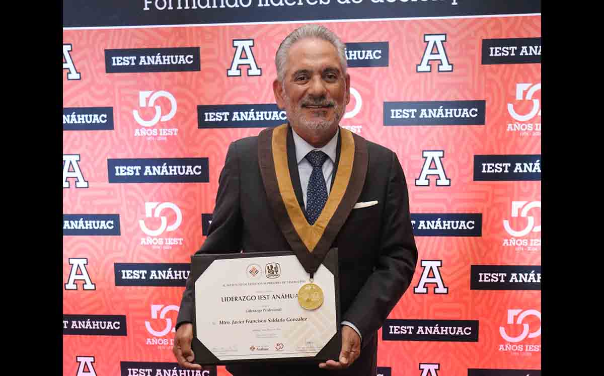 JAVIER SALDAÑA