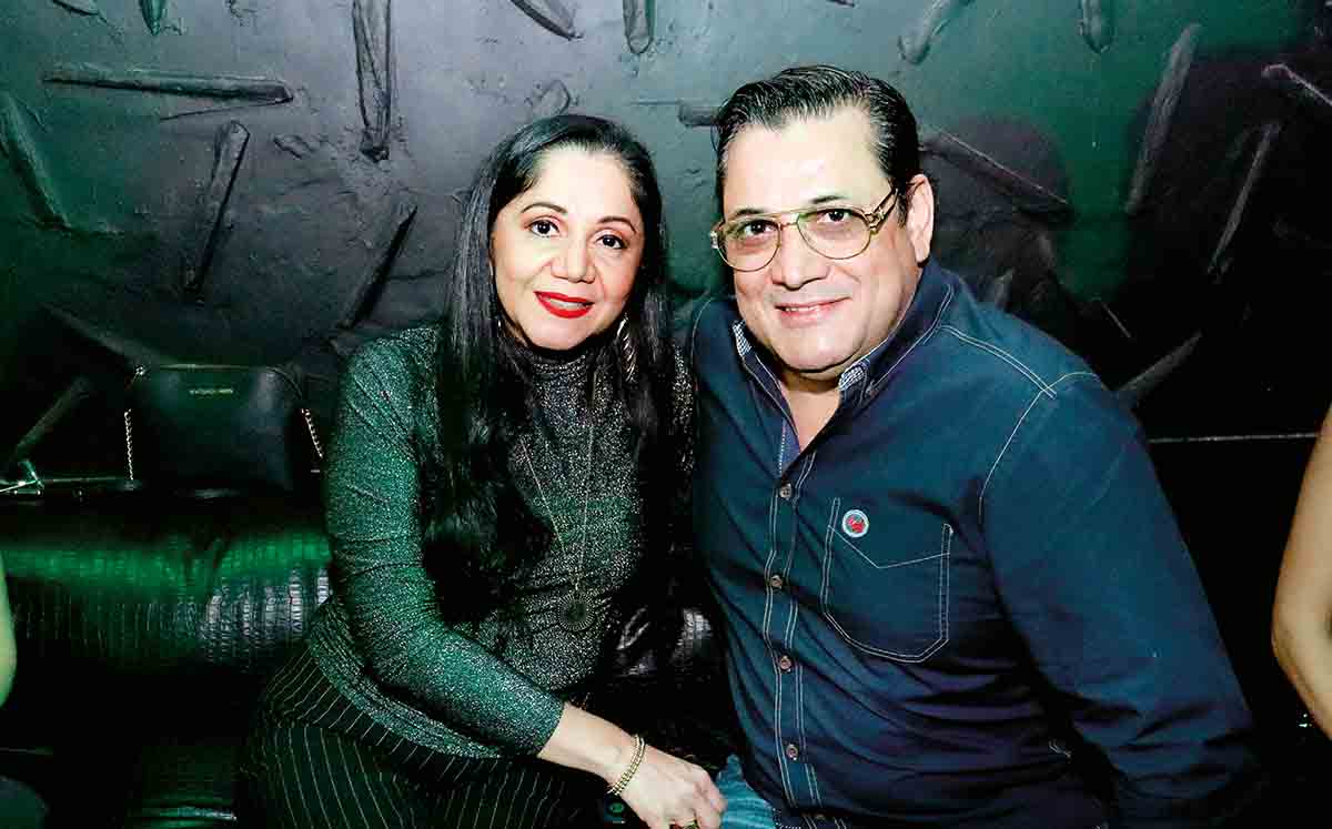 ANGELICA ARIZABALO Y SALVADOR DÍAZ