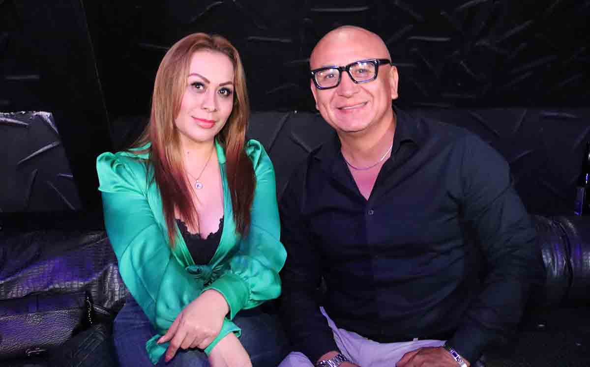 KATYA REYNA, LUIS ZURRICANDAY