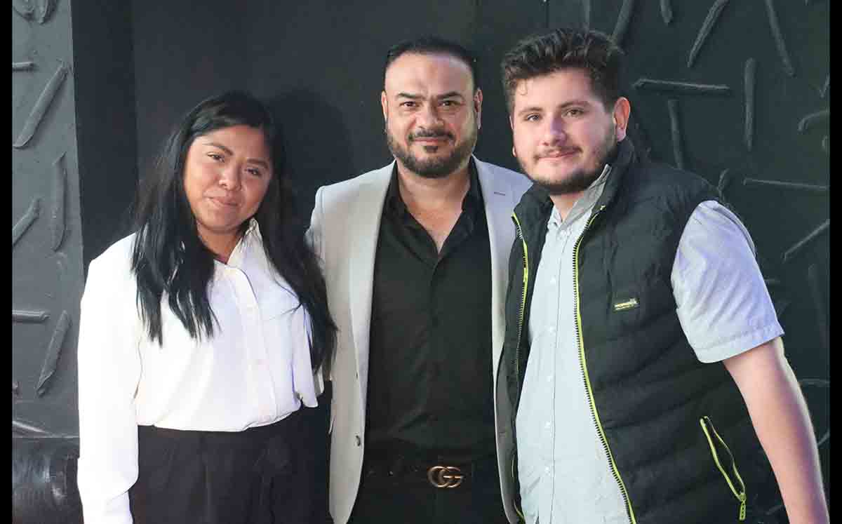 ANAYELI MTZ, VÍCTOR GONZALÍ, EDUARDO DIAZ