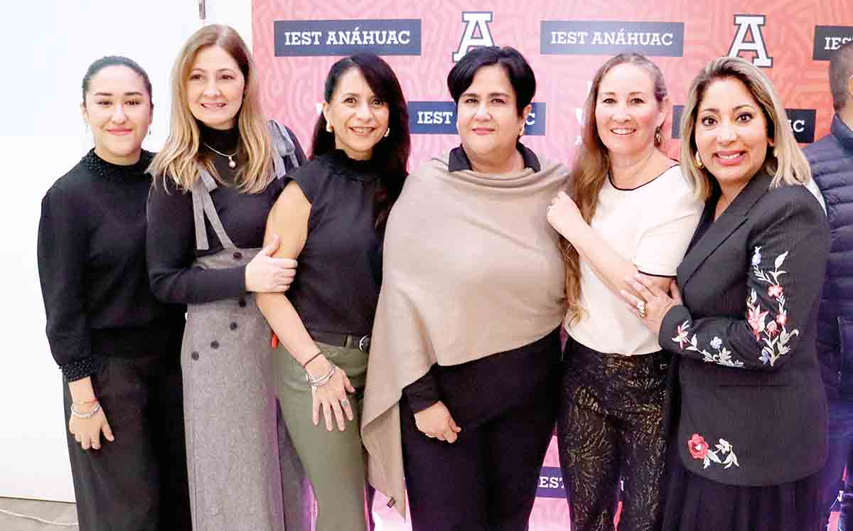 LUCIANA CASTILLO, PATY ARNAUD, ROCÍO NAVARRO, OLIVIA ROJAS, ANGÉLICA FERNÁNDEZ Y MARITONI MARTÍNEZ
