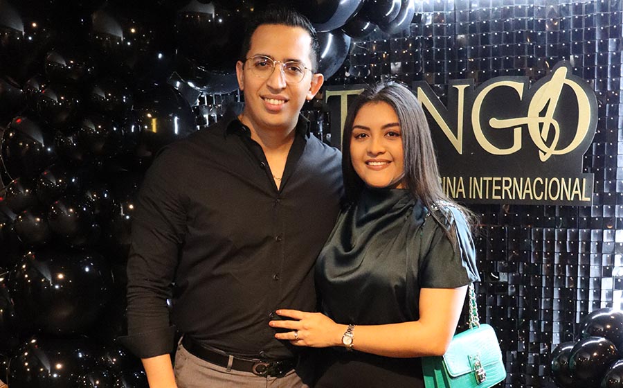 JORGE REYES, JOCELYN ÁVALOS