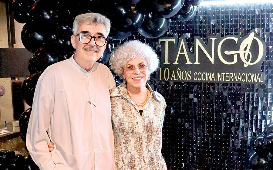 JAVIER ÁLVAREZ, ANA LAURA BARREDA