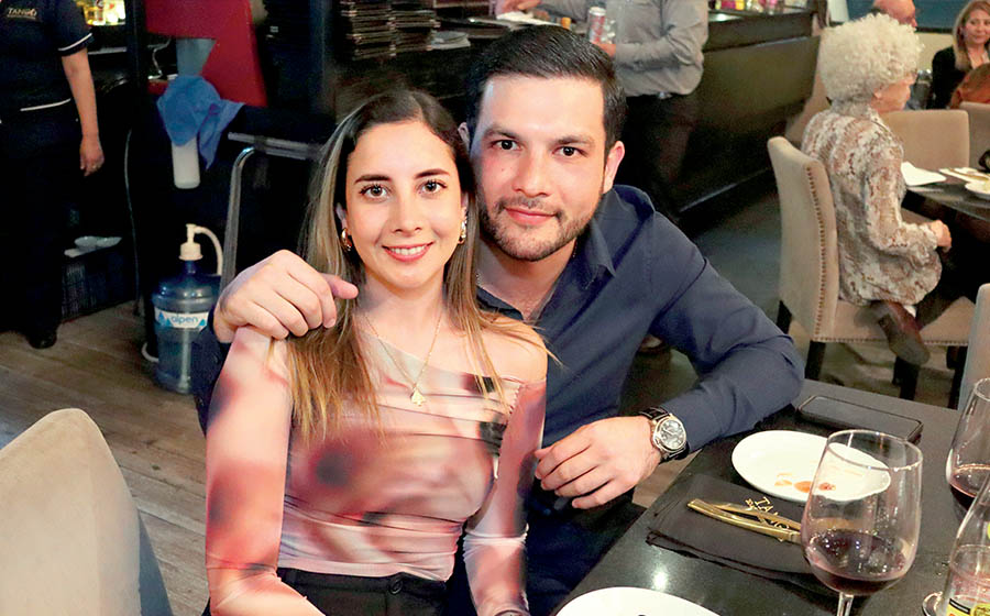 JESSICA MANZUR Y CAMILO MINA