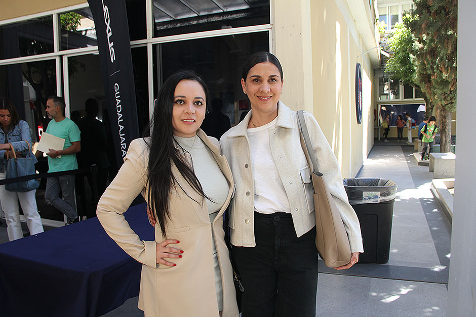 Lucero Romero y Ana Abarca.
