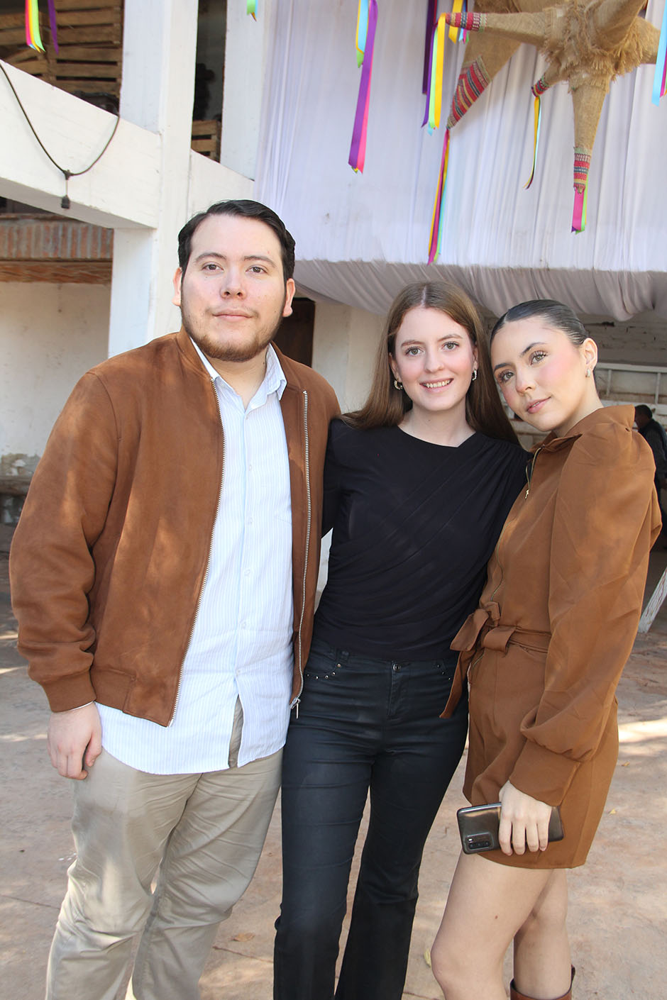 Marvin Valenzuela, Isabella Calderón y Alexa López