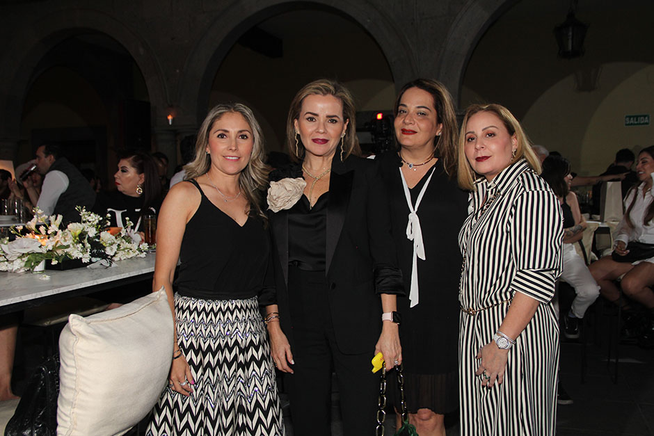 Karla Torres, Ana Martha Salazar, Karina Fregoso y Cecy López