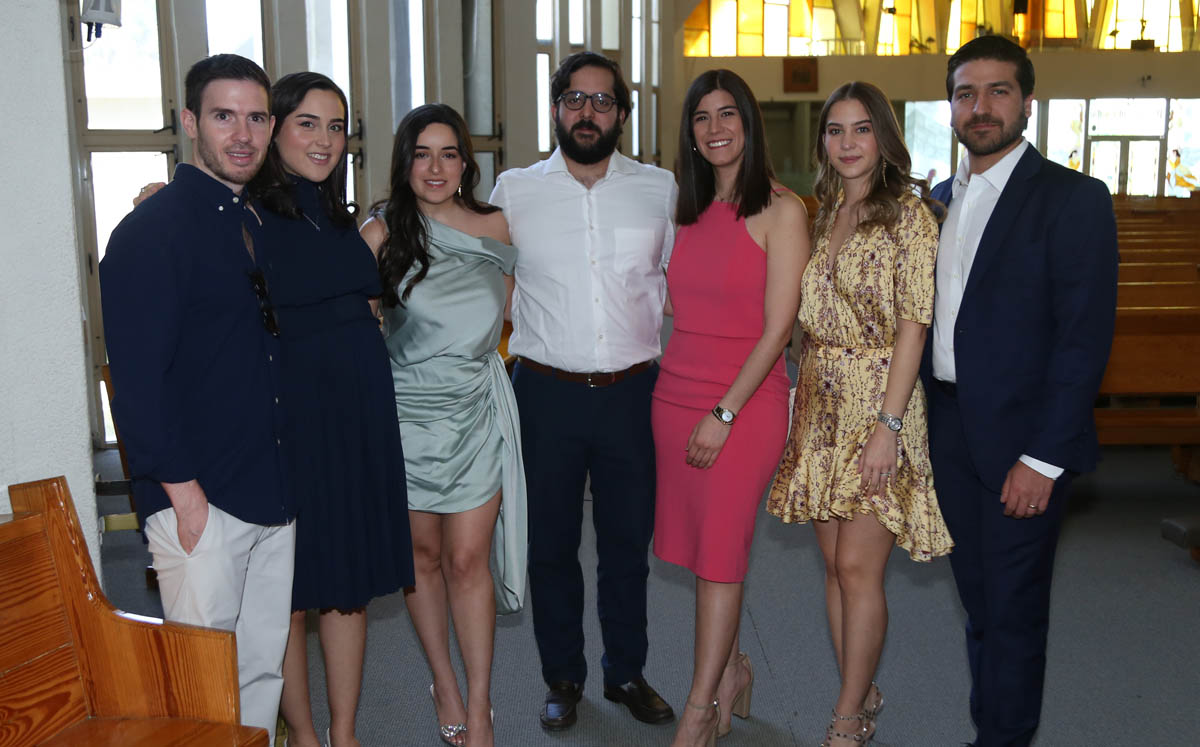 Adrián Garza, Roberta Treviño, Bárabra Cordero, Diego Casas, Marifer Ruiz, Mariana De la Maza y Bernardo Elizondo