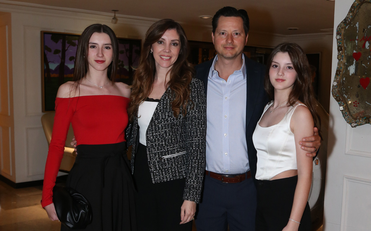 Cecilia Welsh, Fernanda de Welsh, Hernán Welsh y Valeria Welsh / Foto: Roberto Alvarado