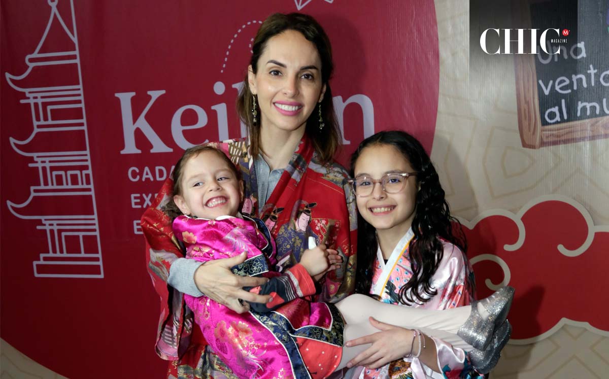 Esthela Romo, Paulina Gutiérrez y Valeria Gutiérrez