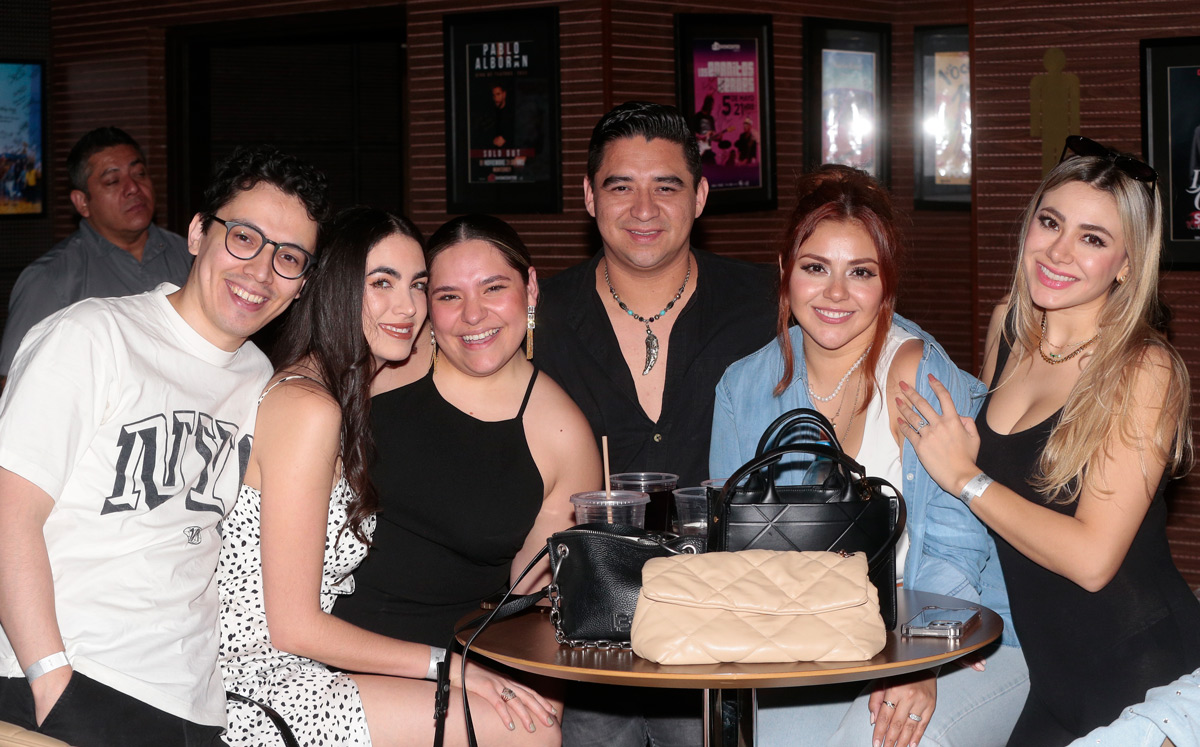 Joaquín Ramírez, Martha del Hoyo, Fernanda Elizondo, Ricardo Olivares, Dany Cooper y Moni Cooper / Foto: Daniel Saldívar