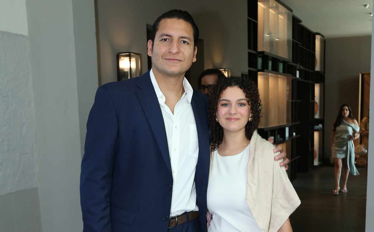 Jorge Vallarta y Sofía Sotelo
