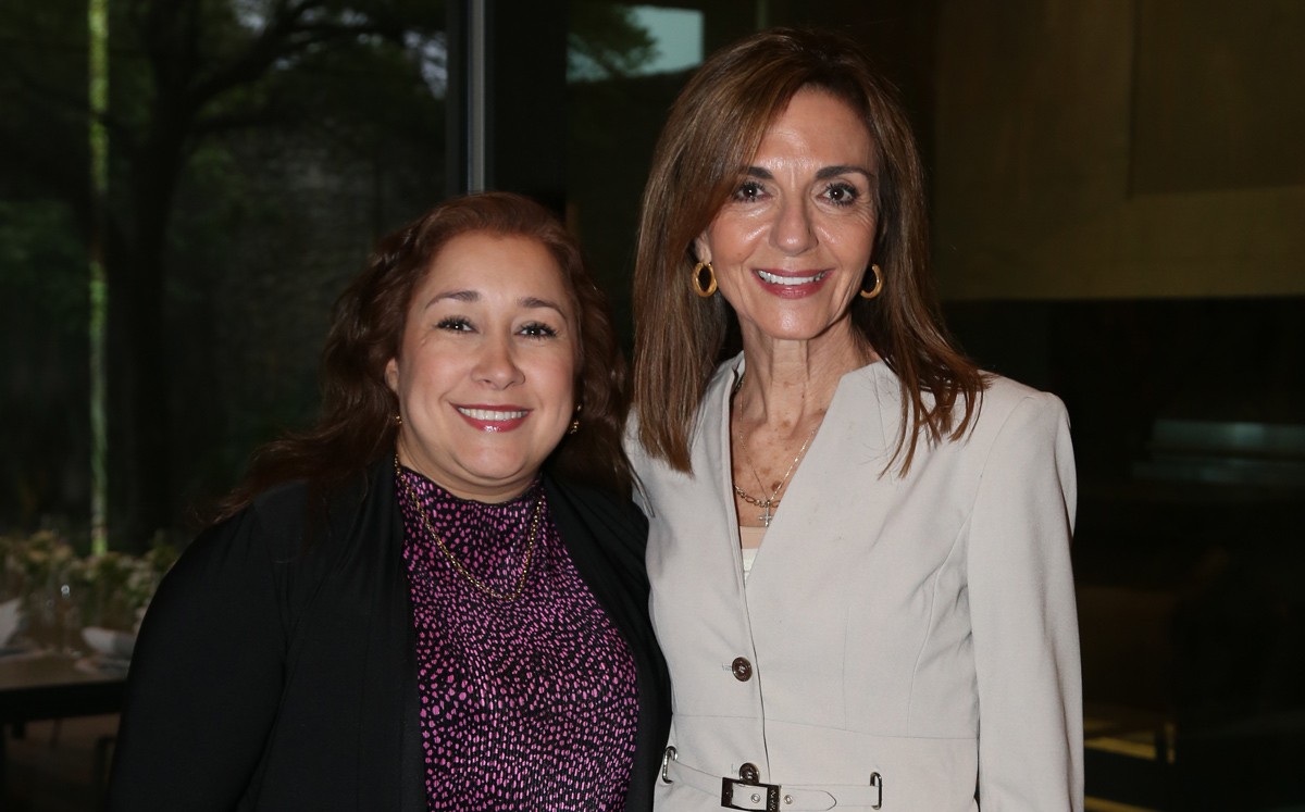 Lucy Taha de Fernández y Dora Hayek / Foto: Roberto Alvarado