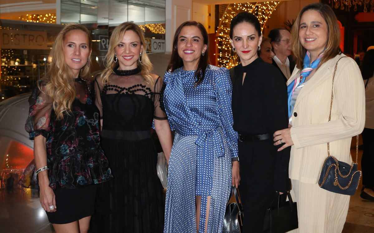 Mariana Margáin de Santos, Brenda Erhard, Vivianne Clariond, Lucía Martínez y Diana Hernández / Foto: Roberto Alvarado