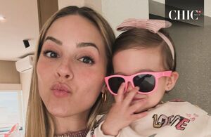 Mariana Rodríguez roba cámara en una boda con vestido de alta costura (Foto: Instagram)