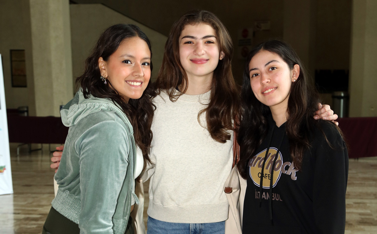 Frida Chacón, Andrea Pozas y Adriana Rivas / Foto: Omar Valdez