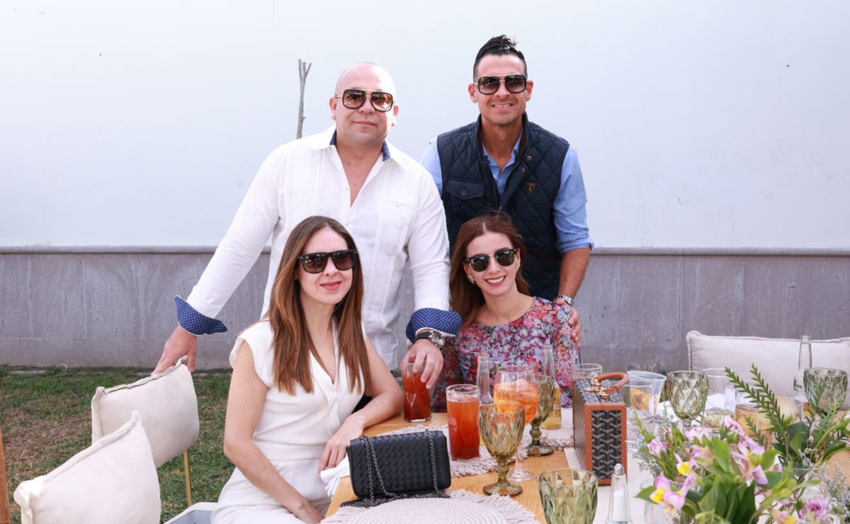 Jesús, Eduardo, Mayra y Renata