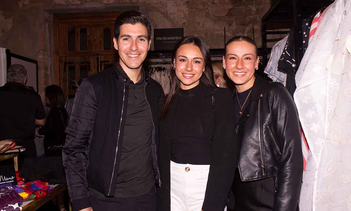 Emilio Fueyo, Adriana Saucedo y Ximena Saucedo