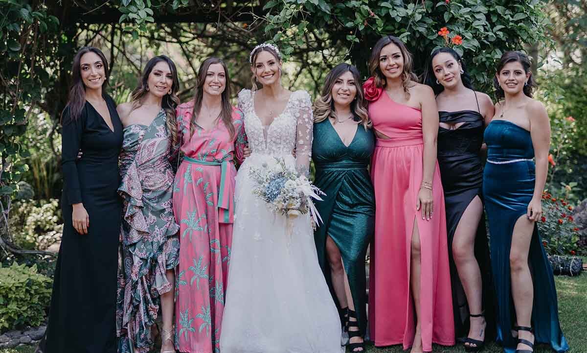 Sofía Pellegrin, Fernanda Díaz, Thalía Montessoro, Nicole Fernández, Stephany Salas, Andrea González, Ofelia Andrade y Ana Gabriela Ferrer