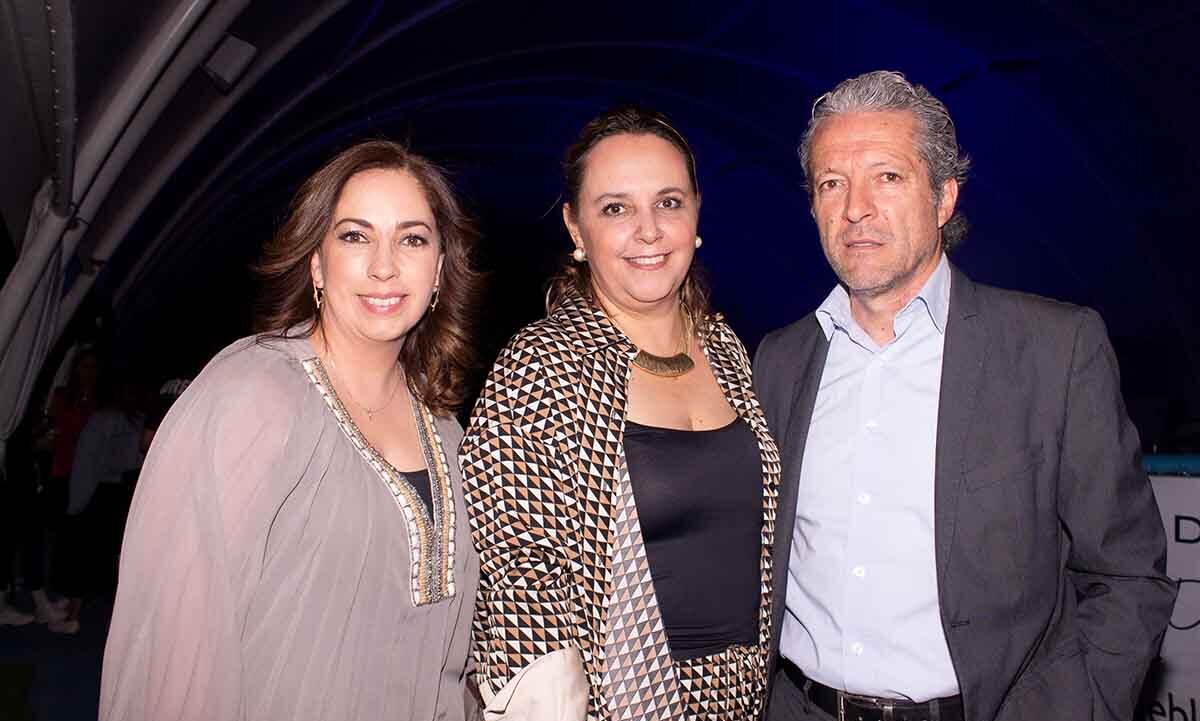 Nadia Saldaña, Mónica Álvarez y Moisés Macip