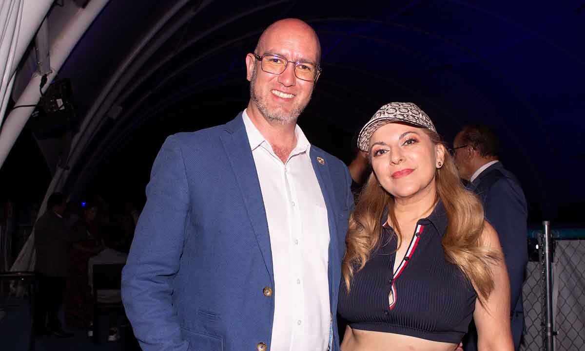 Roberto Esquivel y Tess Bolaños