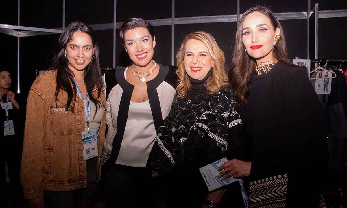 Monserrat Messeguer, Cecy Rendón, Lidya Lavín y Paulina Loya