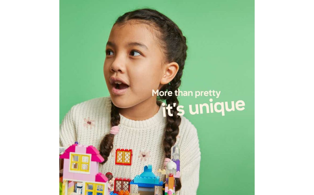 LEGO: Niñas sienten mayor presión a ser perfectas por lenguaje (LEGO)