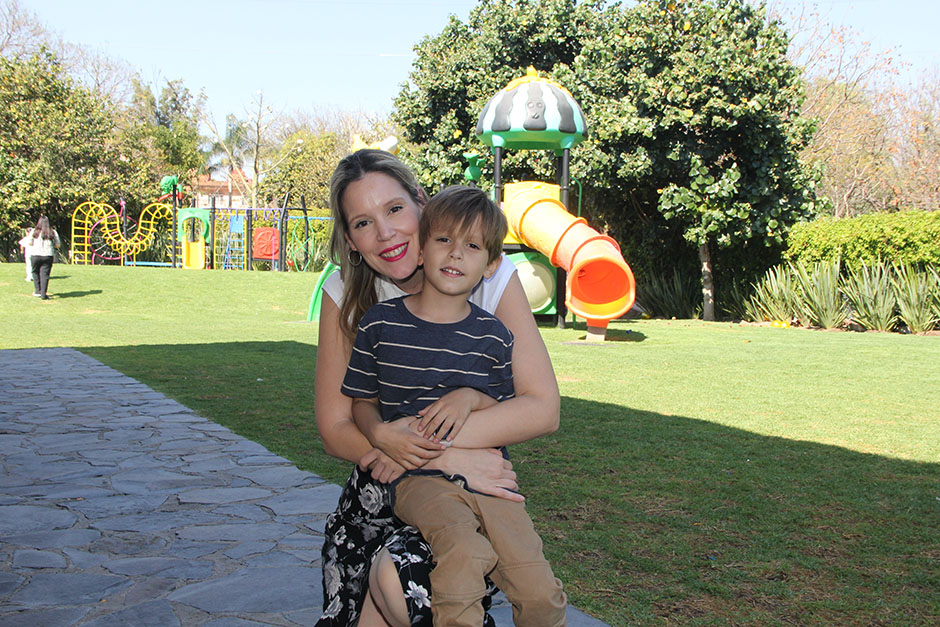 Ana Mendoza y Andrès Arias.