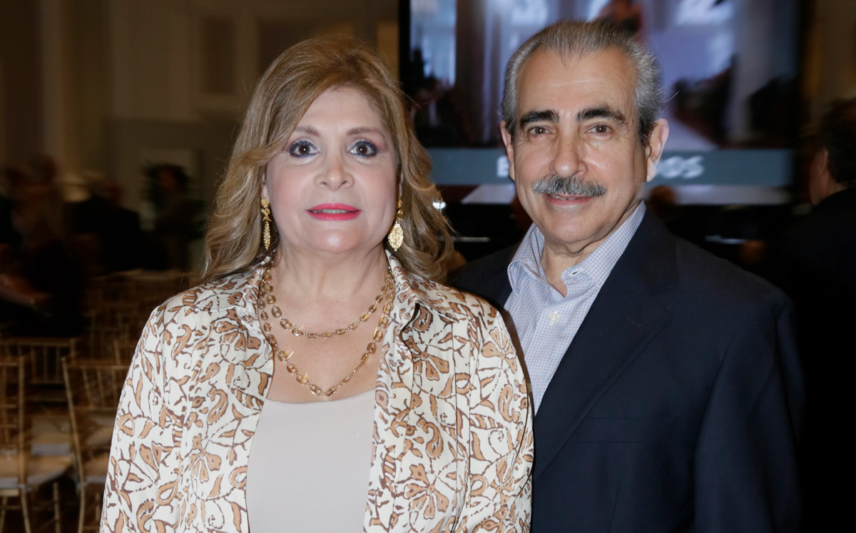 Claudia Chávez de García y Alejandro García / Foto: Oma Valdez