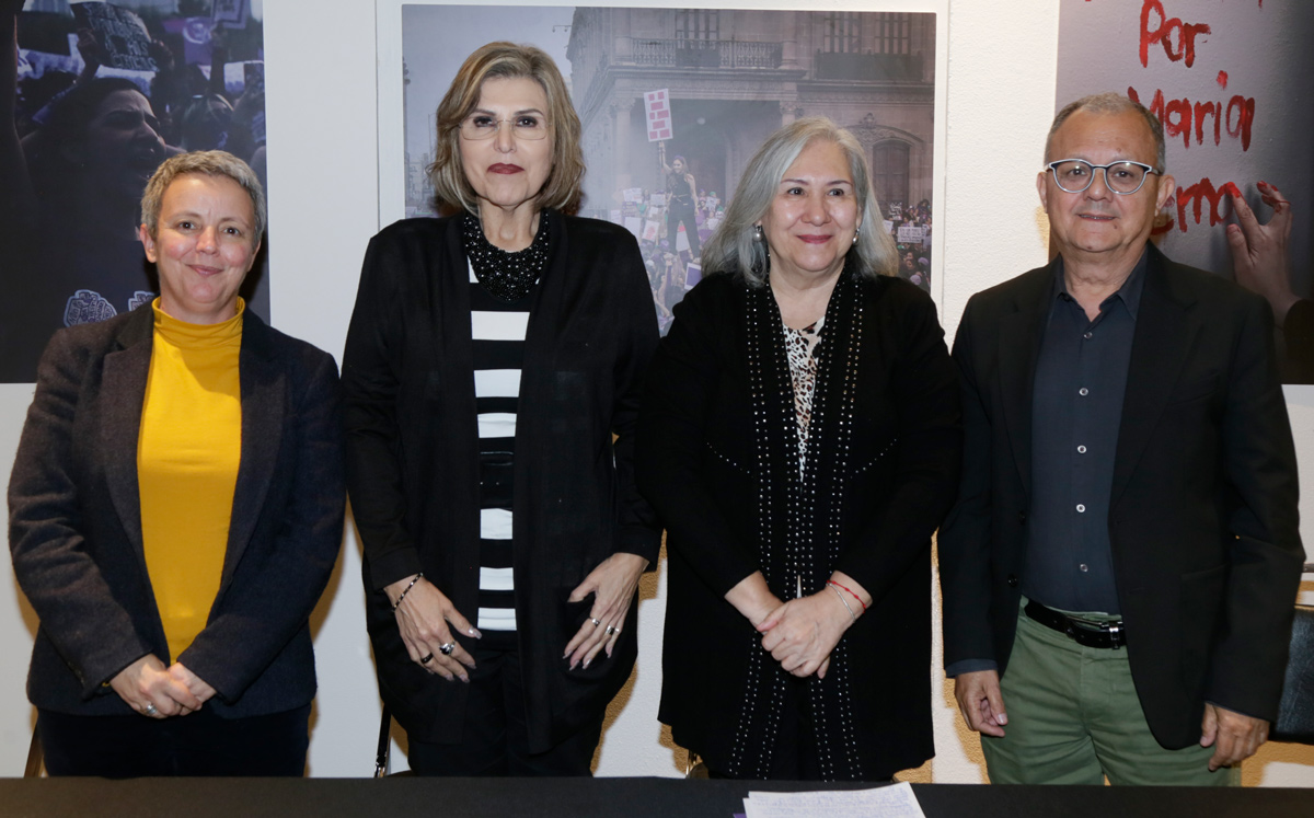 Mariana Gabarrot, Myrna Elia García Barrera, Ana Delia García y Francisco José Camacho / Foto: Omar Valdez