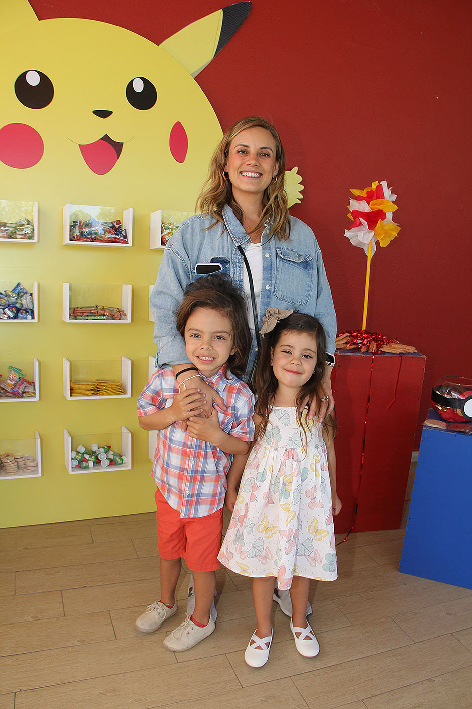 Mònica Gonzàlez, Ana Paula y Regina Zarur.